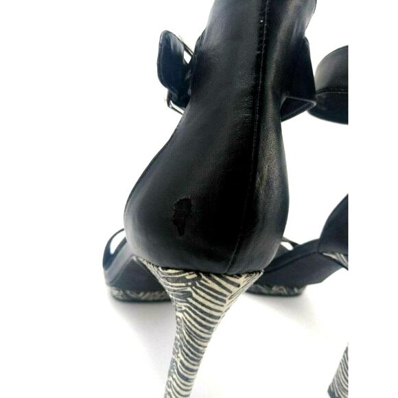 Calvin Klein Vivian heels Size 8.5M - Picture 6 of 10